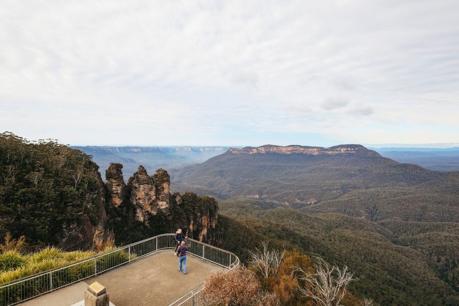 Blue Mountain: Small-Group Tour with Lunch & Scenic World - Echo Point and the Three Sisters viewpoints you will actually remember