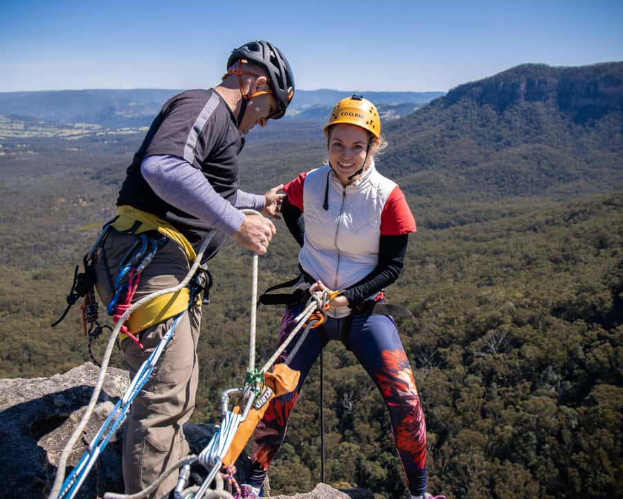 Blue Mountains: Abseiling and Canyoning Experience - What to bring, what not to wear, and how to set yourself up