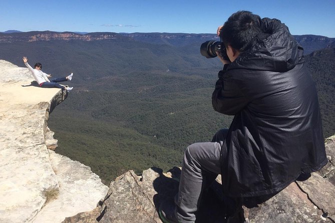 Blue Mountains Day Tour Including Parramatta River Cruise - Leura village time: lunch, shops, and a real break
