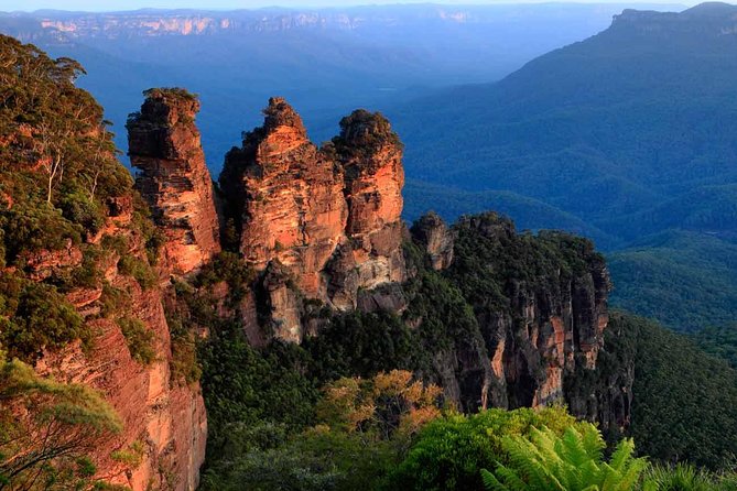 Blue Mountains Day Tour :Wildlife, Waterfall Walk & Three Sisters - Leura Mall break: a town stop that makes the day feel complete