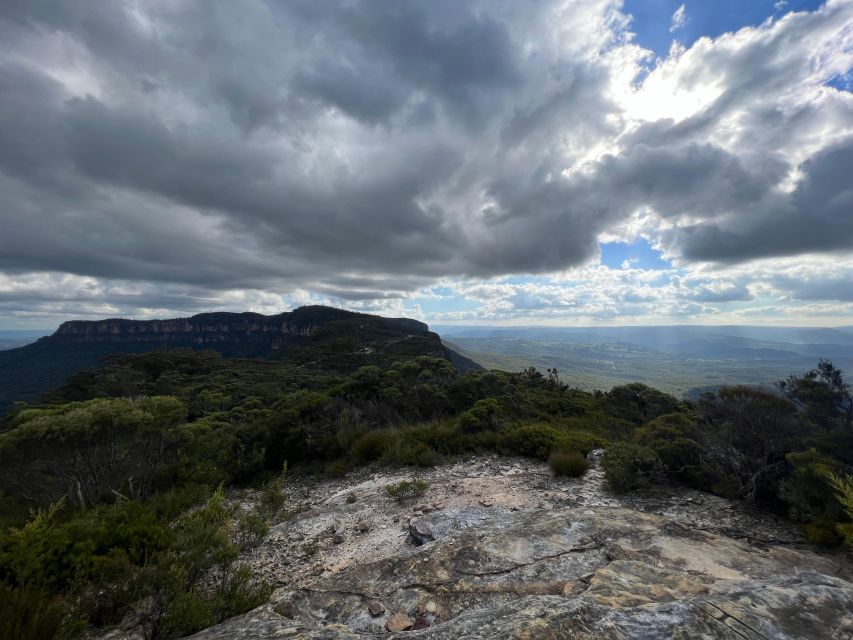 Blue Mountains: Full Day Guided Tour with Lunch - National park viewpoints beyond the usual bus stops