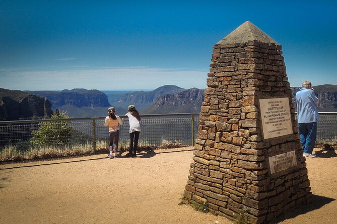 Blue Mountains Private Charter - Stop 1: Wentworth Falls bushwalks and Jamison Valley views