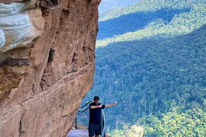 Blue Mountains Small Group Tour w/optional Scenic World & Lunch - Echo Point, Three Sisters, and Dreamtime Stories