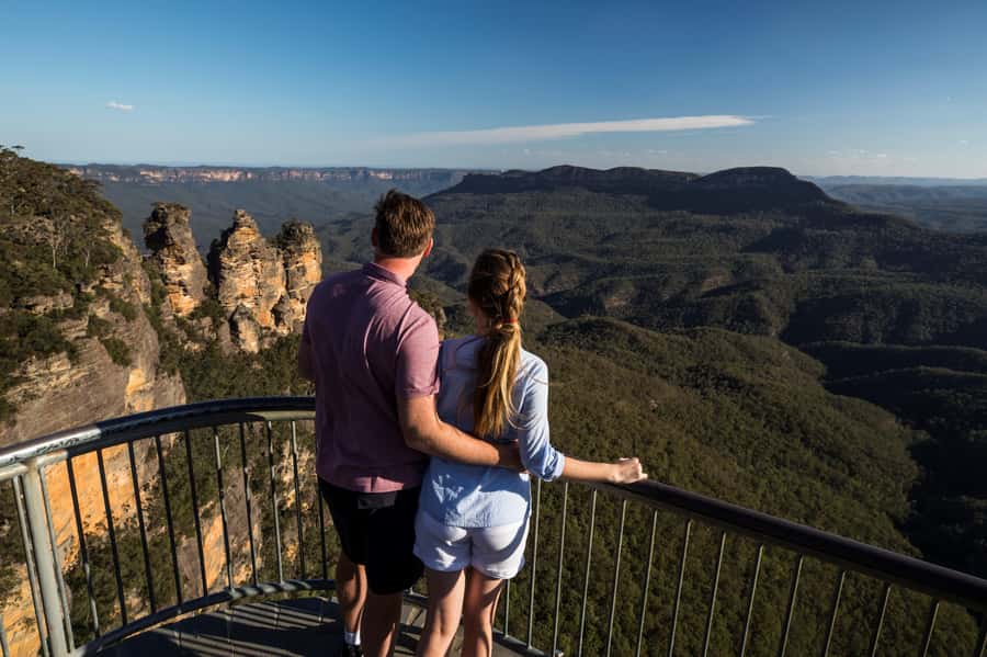 Blue Mountains Sunset Waterfalls Wildlife Tour From Sydney - Wentworth Falls: the waterfall moment, with stairs you should respect