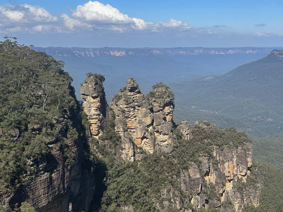 Blue Mountains Tour w/Lunch: Scenic World, Zoo & Koala Photo - Lunch at a Traditional Aussie Pub or Club: Tasty, But Timing Can Vary