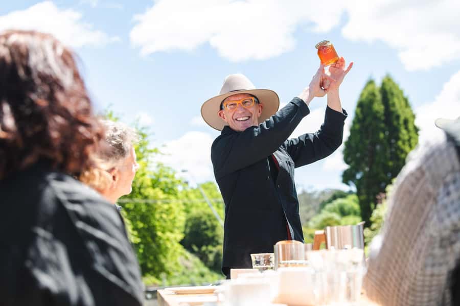Bowral Honey Farm Tour, Honey Tasting & morning Tea - Honey tasting on the terrace: reading flavor like you are part of the lesson