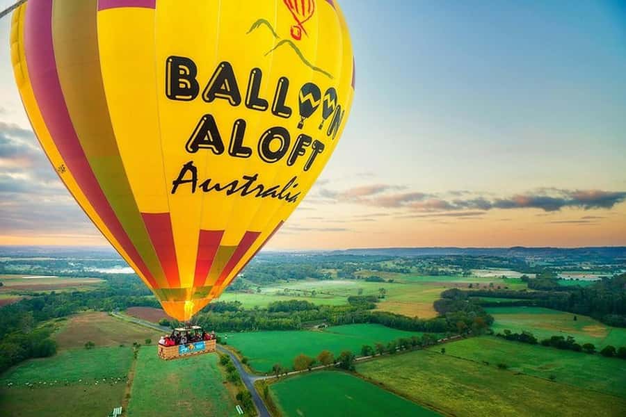Camden Valley: Sunrise Hot Air Balloon Flight With Breakfast - Camden Valley sunrise, right near Sydney