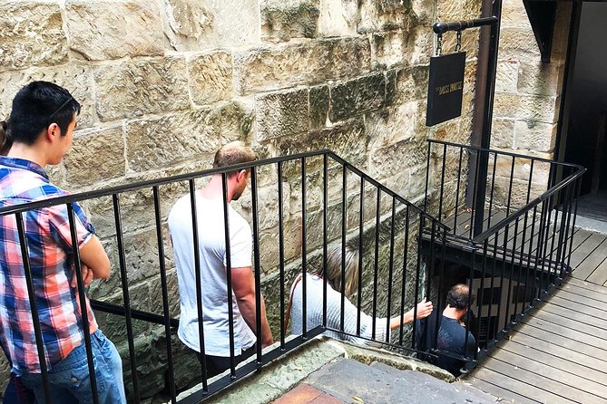 Convicts and The Rocks: Sydney's Walking Tour Led by Historian - Pacing, weather, and what to wear for The Rocks steps
