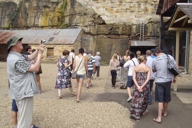 Convicts & Castles: Goat Island Walking Tour Including Sydney Harbour Cruise - Getting On Board at Campbells Cove and (Quickly) Finding Your Spot