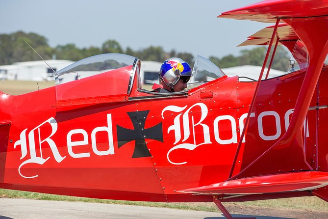 Extreme Aerobatics Experience in the Extra 330LX - Your 25-minute rhythm: briefing, then instruction during the flight