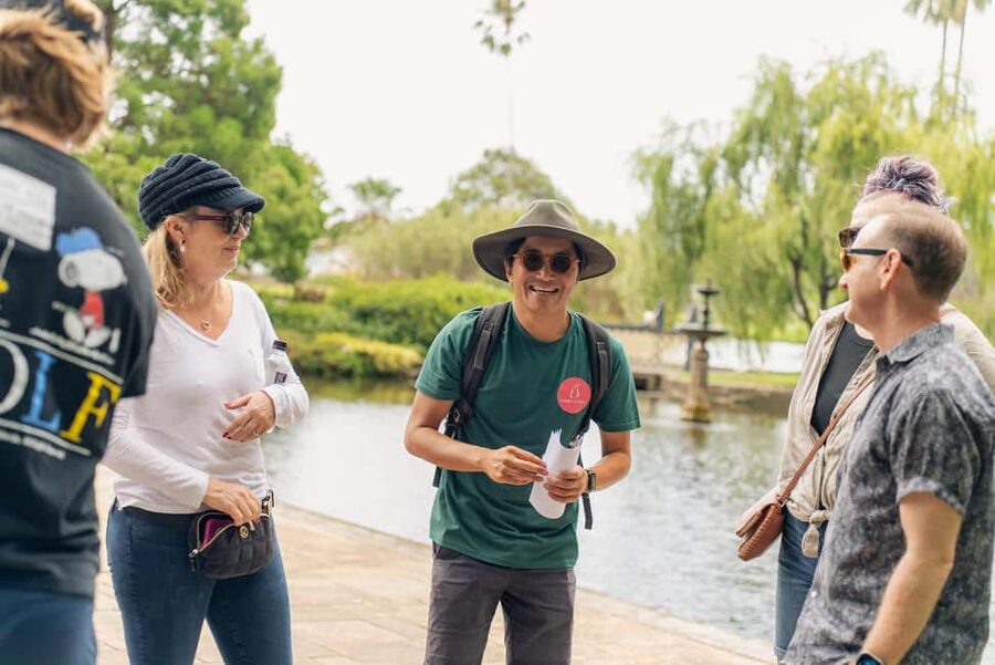 Foraging Food Tour Sydney Native Aussie Food - What the guide stories add (and what you should listen for)
