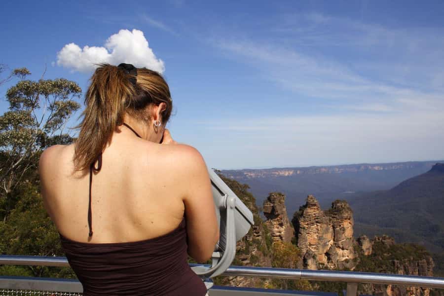 From Sydney: Blue Mountains Day Tour & Hop-on, Hop-off Tour - Leura and Echo Point: the Three Sisters moment