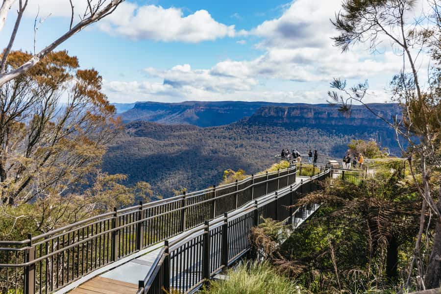 From Sydney: Blue Mountains Full-Day Trip - Echo Point and the 3 Sisters: why this lookout usually steals the show