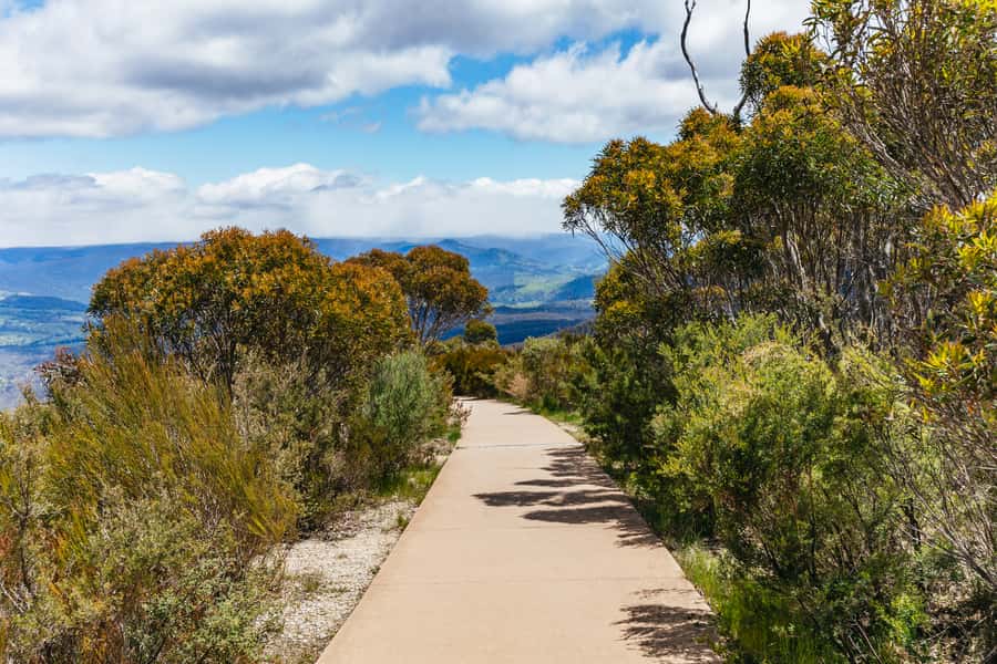 From Sydney: Blue Mountains Full-Day Trip - Echo Point to ferry, how the Parramatta River return changes the mood