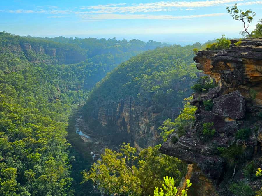 From Sydney: Blue Mountains Tour with Waterfall Walk & Lunch - Katoomba’s Three Sisters: Views and Dreamtime Storytelling