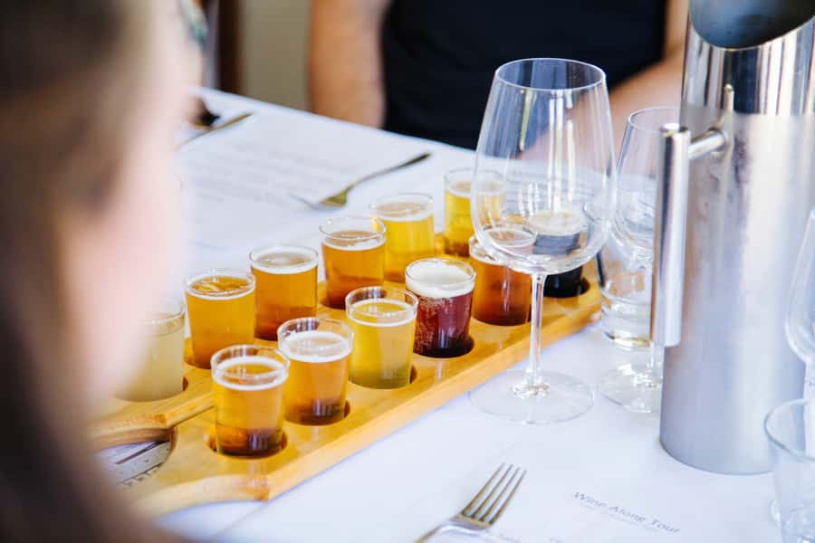 From Sydney: Full-Day Hunter Valley Tour w/ Tastings & Lunch - Lunch at a local restaurant: one course plus a complimentary drink