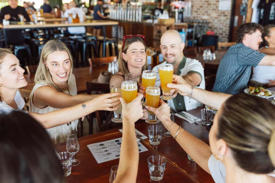 From Sydney: Full-Day Hunter Valley Wine Tour & Lunch - Stop one at a cellar door: wine tastings that start your day