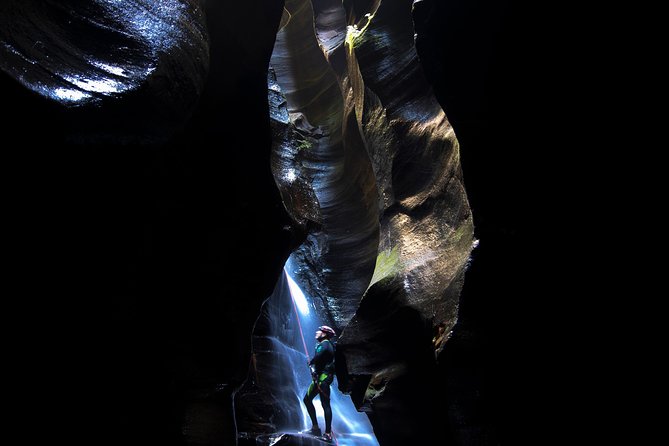 Full-Day Canyoning Experience at Stunning Empress Canyon - Lunch, timing, and what to pack in real life
