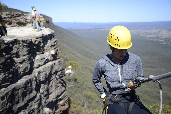 Half-Day Abseiling Adventure in Blue Mountains National Park - The guide experience: coaching, encouragement, and confidence