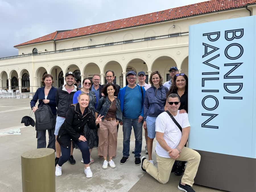 Half Day Small Group : The Story of Sydney Tour - Bondi to Bronte: a coastal walking break plan