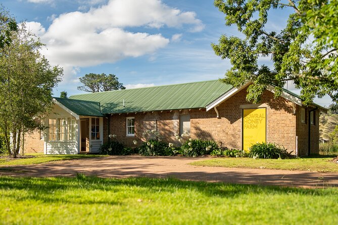 Honey Farm Tour. Morning Tea. Guided Tasting - Retford Park setting, and what the 1-hour format feels like