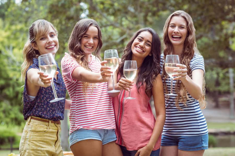 Hunter Valley: Wine, Chocolate and Lunch All Inclusive Tour - Sobels Wines: The Behind-the-Scenes Winemaking Tour You Want First