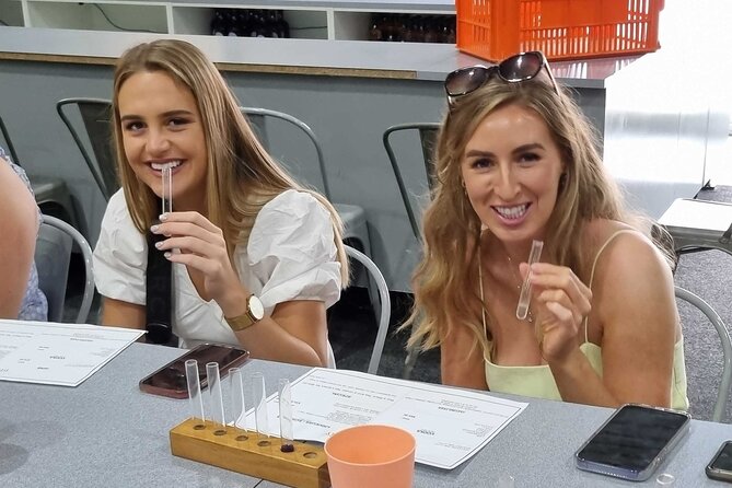 Hunter Valley Wine Tour + Lunch, Gin, Cheese, Choc from Newcastle - A smooth Newcastle to Hunter Valley day, starting at 9:30