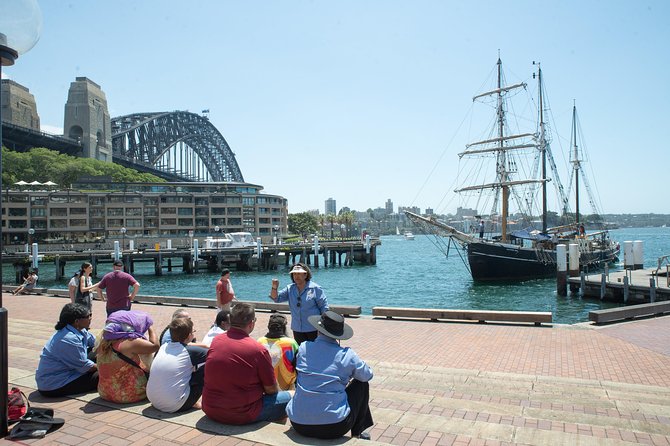 illi-Langi The Rocks Aboriginal Dreaming Tour - Dawes Point Park: harbour Bridge views with a place-name lesson