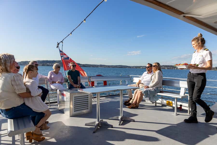 Lake Macquarie: Cruise with Lunch on the Lake - The 150 minutes: a scenic cruise that moves at a human pace