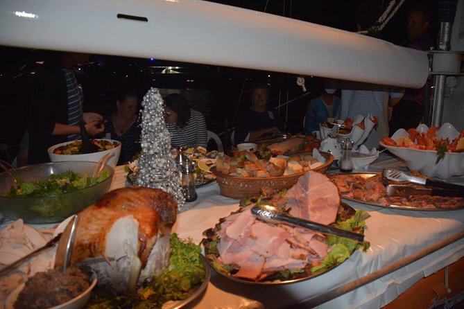 New Years Eve Sydney Harbour Cruise 2026-2027 - The harbor feast on Sydney Harbour: what you eat before the midnight rush