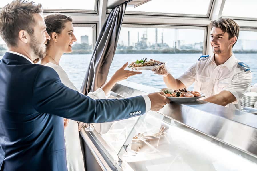 Newcastle: Harbour Dinner Cruise with Live Music - A three-hour night cruise on The Princess