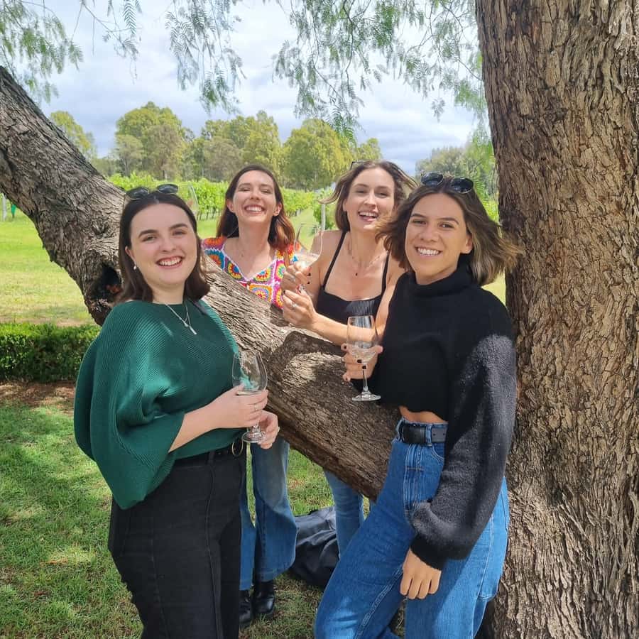 Newcastle: Hunter Valley Wine, Gin, Cheese & Chocolate Tour - Getting the Most From Each Stop (Without Overdoing It)