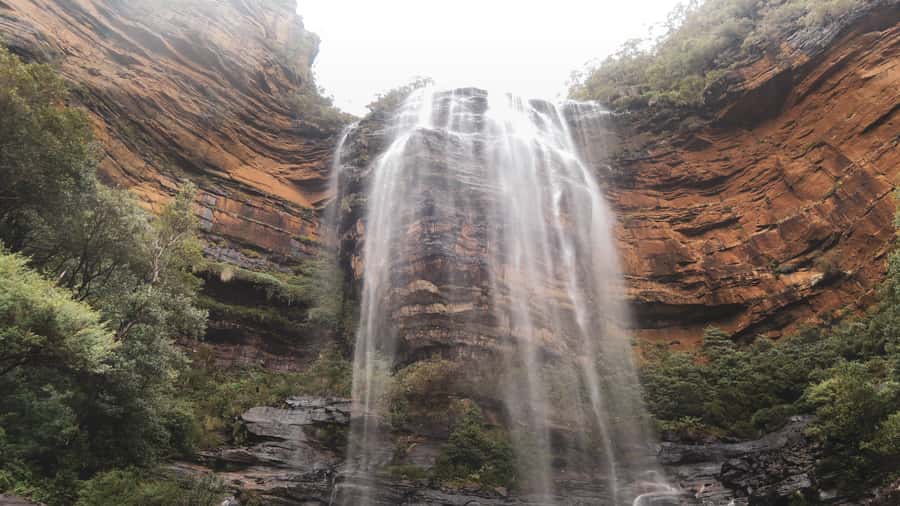 Personalised Blue Mountains Tour: Luxury Vehicles & Insights - Wentworth Falls, the Walks, and the Water Moment