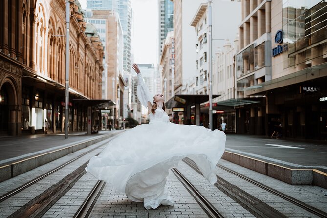 Photoshoot in stunning locations! (sydney) - What happens during the 1 hour: coaching, creative poses, candid frames