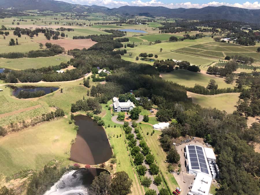 Pokolbin: 10-minute Helicopter Scenic Flight Hunter Valley - Barrington Tops in your frame: the bigger horizon effect
