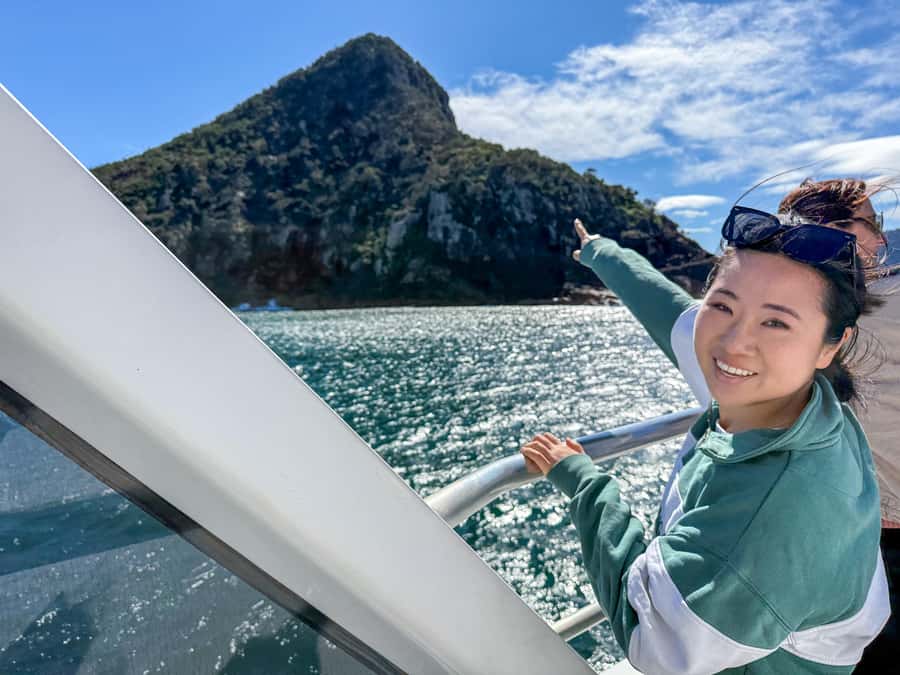 Port Stephens, from Newcastle: Whales, hike & sand dunes! - Moonshadow-TQC whale watching: what the cruise gives you beyond spotting whales