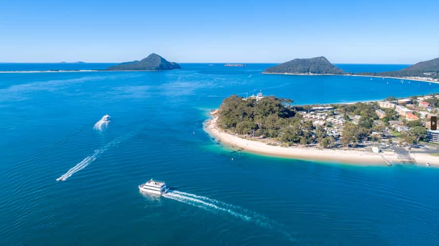 Port Stephens, from Newcastle: Whales, hike & sand dunes! - FAQ