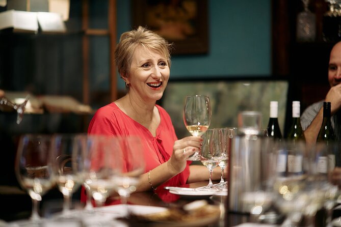Premium Wine Tasting Experience in Pokolbin - The tutor’s role: turning smell and flavor into something you can use