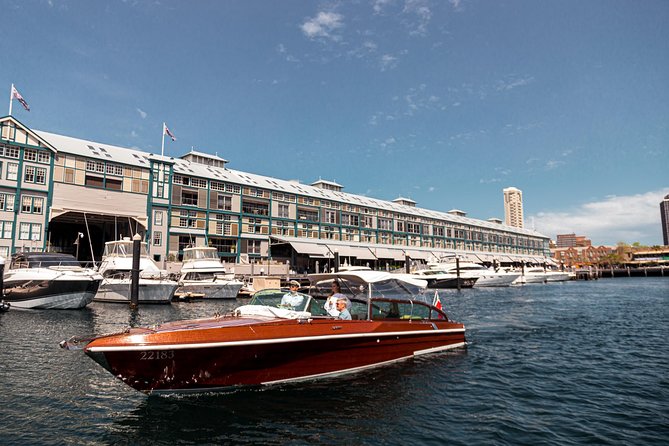 Private 2 Hour Icons and Highlights Cruise of Sydney Harbour - Food, wine, and the comfort that makes the cruise feel like a treat