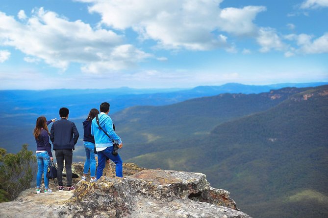 Private Blue Mountains and Winery Day-Trip from Sydney - Rolling out of Sydney via Harbour Bridge and Harbour views