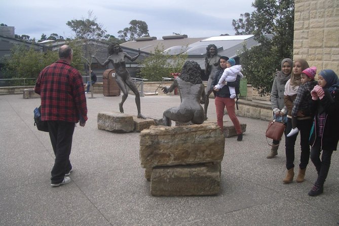PRIVATE Blue Mountains day tour with local guide. - Katoomba and Leura: where you reset between the big sights