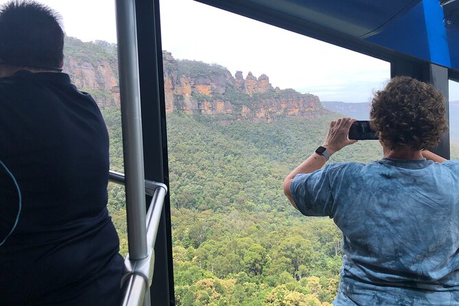 Private Blue Mountains High Country Day Trip from Sydney - Leura lunch: 2 courses plus wine and beer