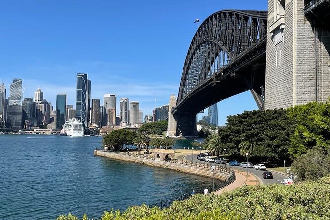 Private City Tour: Best of Sydney - Admiralty House, Kirribilli House, and the sights that feel political in a good way