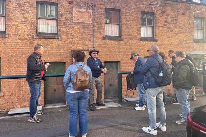 Private Full Day Sydney Highlights Tour - Manly Beach, lunch time, and The Corso shopping