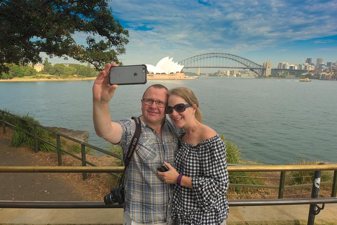 Private Luxury Tour: Sydney Sightseeing Experience - Eastern suburbs drive, photo stops, and the harbour edge