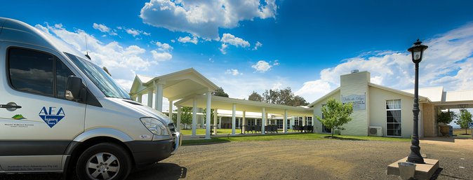Private Luxury Tour: Tastes of the Hunter Valley - Glandore Estate Wines: Brokenback Foothills and the Old-Vine Angle