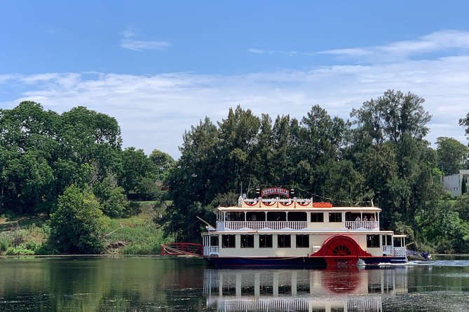 Scenic Adventure Lunch Cruise - The 2-course lunch: shared platters, seasonal menus, and desserts