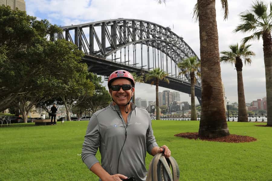 Scenic Sydney Harbour Bridge Bicycle Ride - The route and pace: easy for most riders, with a couple hills