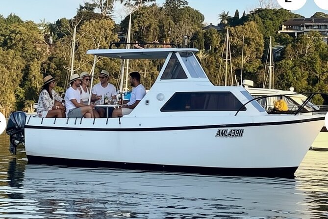Self Drive Boat Hire Sydney Harbour (No license required) - Key highlights at a glance