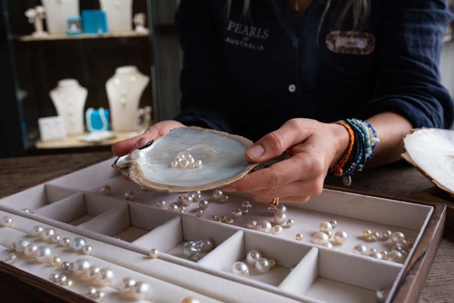 Shell to Showroom - Sydney's only Pearl Farm Experience - Inside the Pearl Room: the grading session that makes value feel real